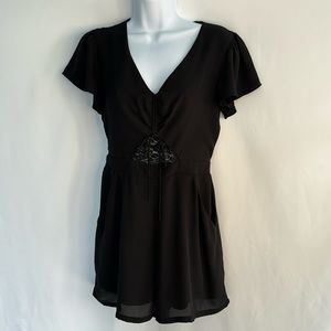 ❤️3/$30 Express Black Romper